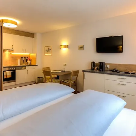 Haus Bickel Apartment Lech am Arlberg Room photo