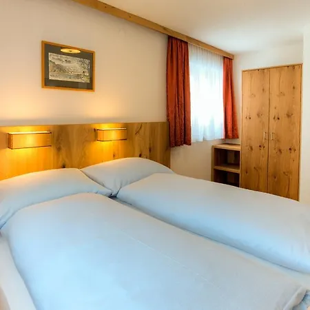 Haus Bickel Apartment Lech am Arlberg Room photo