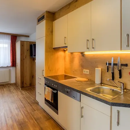 Haus Bickel Apartment Lech am Arlberg Room photo