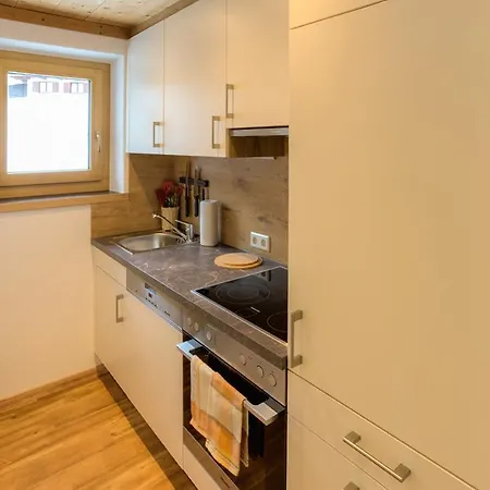 Haus Bickel Apartment Lech am Arlberg Room photo