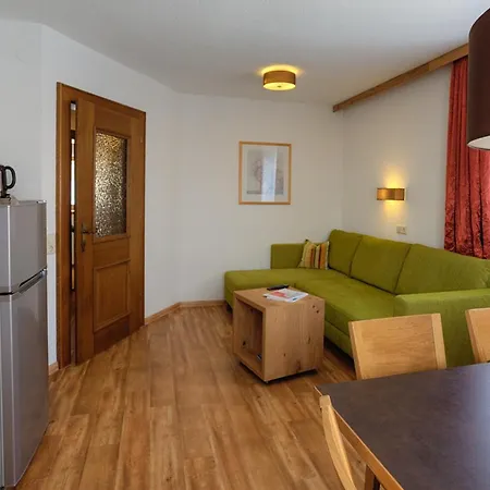 Haus Bickel Apartment Lech am Arlberg Room photo